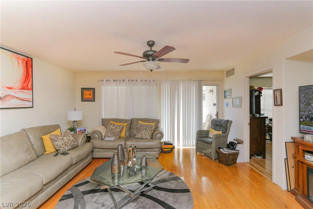 3125 Buffalo, Las Vegas, NV 89128