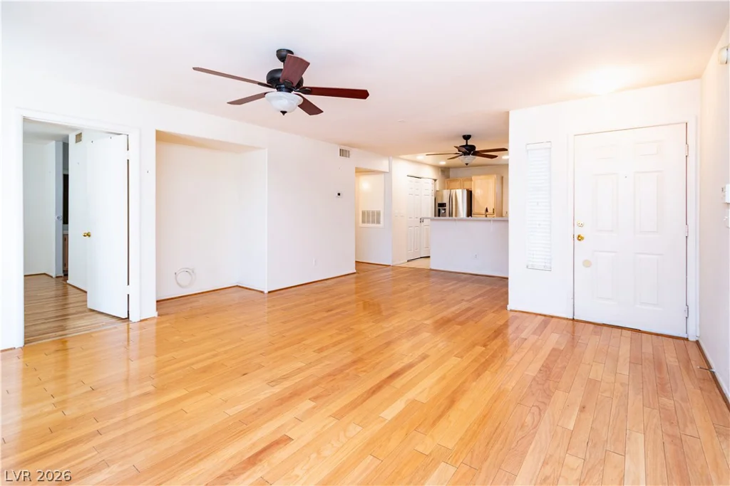 3125 Buffalo, Las Vegas, NV 89128
