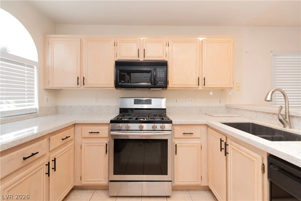 3125 Buffalo, Las Vegas, NV 89128