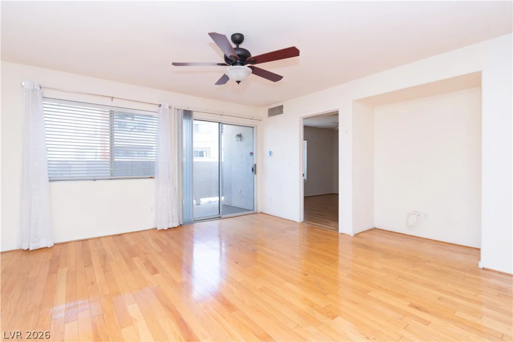 3125 Buffalo, Las Vegas, NV 89128