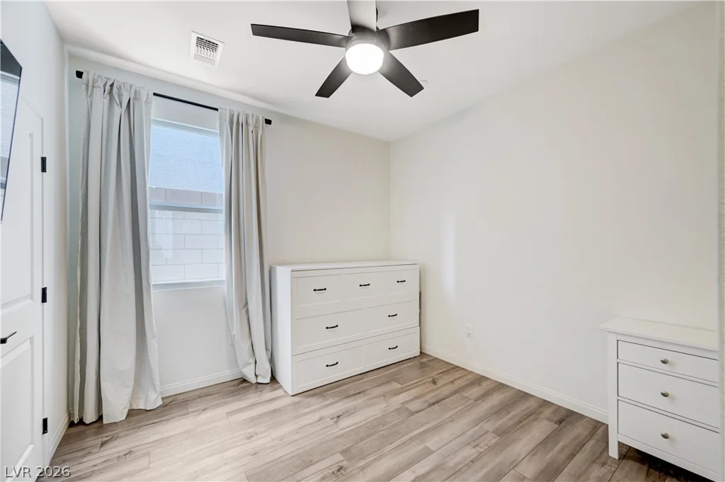 10207 Canyon Mantle, Las Vegas, NV 89166