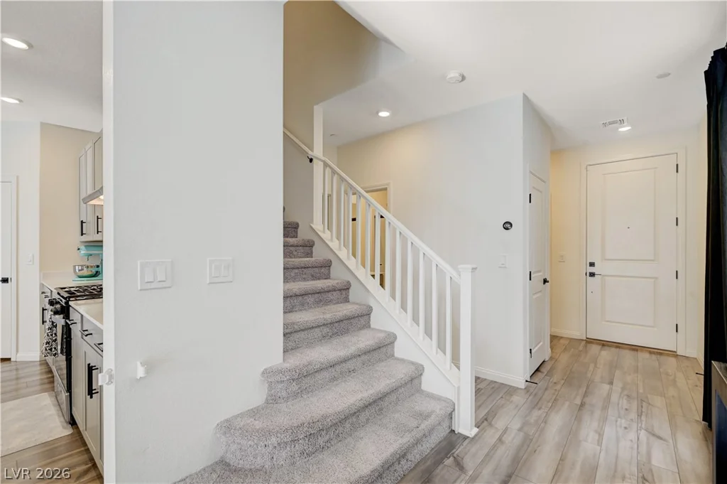 10207 Canyon Mantle, Las Vegas, NV 89166