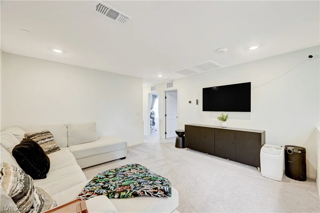 10207 Canyon Mantle, Las Vegas, NV 89166