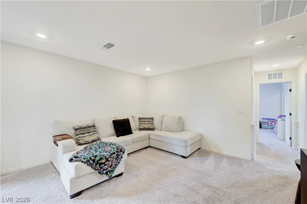 10207 Canyon Mantle, Las Vegas, NV 89166