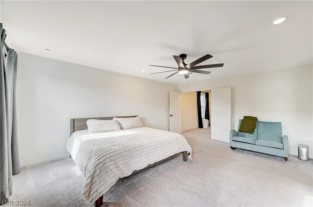 10207 Canyon Mantle, Las Vegas, NV 89166