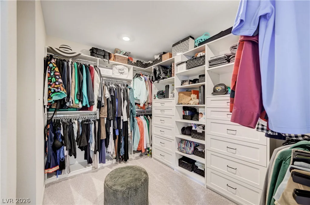 10207 Canyon Mantle, Las Vegas, NV 89166