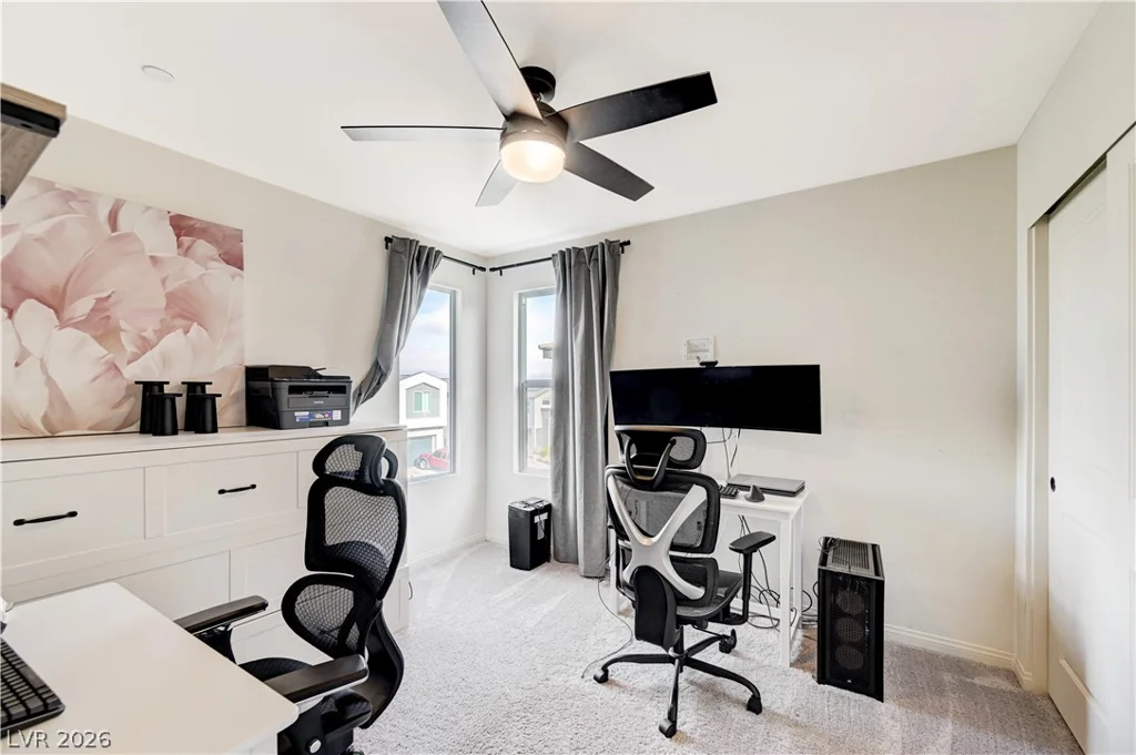 10207 Canyon Mantle, Las Vegas, NV 89166