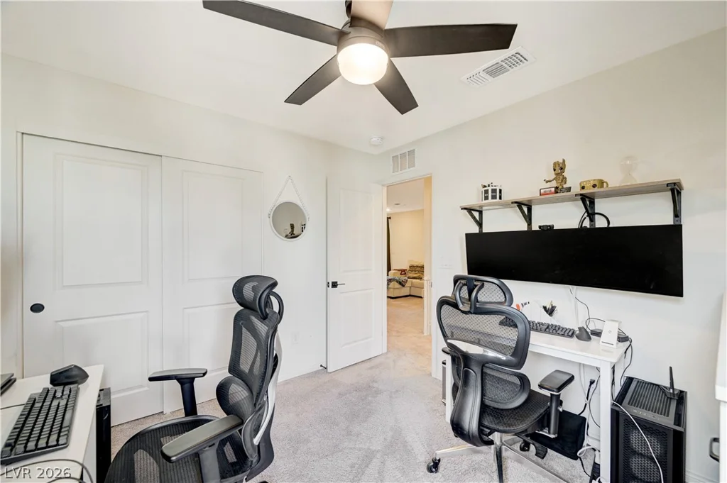 10207 Canyon Mantle, Las Vegas, NV 89166