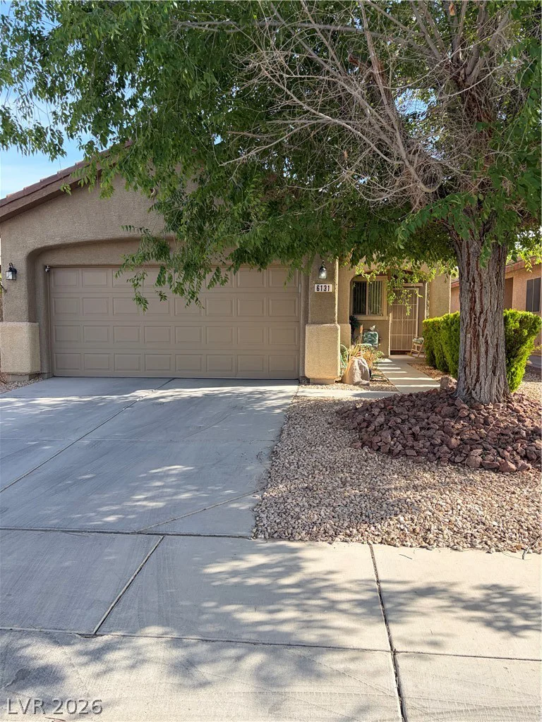 6131 Saddle Horse, Las Vegas, NV 89122
