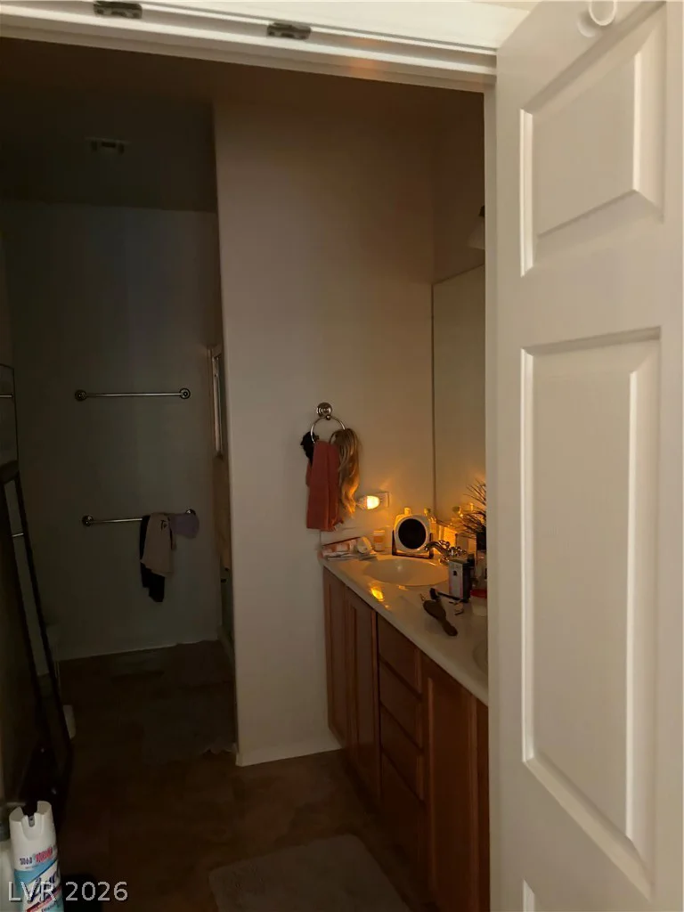 6131 Saddle Horse, Las Vegas, NV 89122