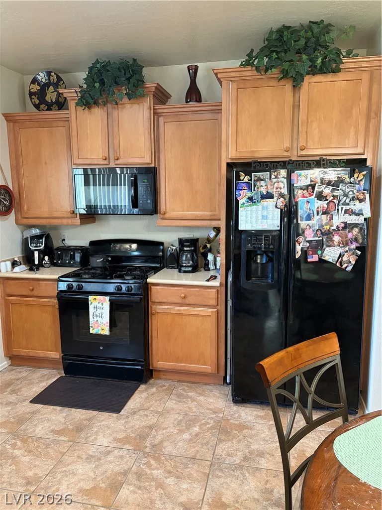 6131 Saddle Horse, Las Vegas, NV 89122