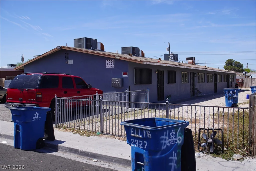 2321 Ellis, North Las Vegas, NV 89030