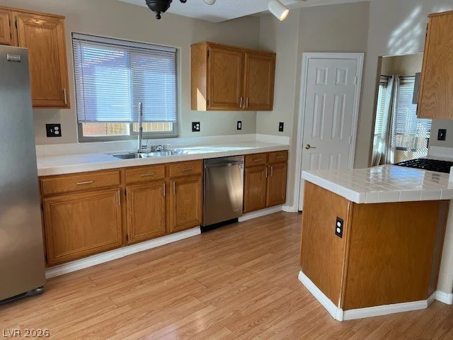 413 Palegold, Henderson, NV 89012