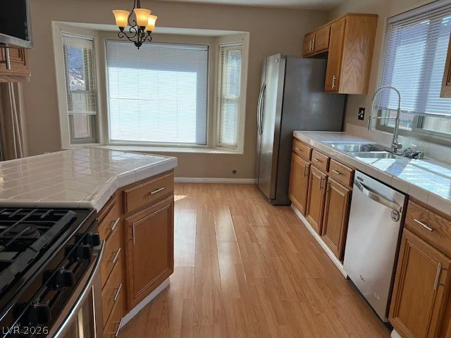413 Palegold, Henderson, NV 89012