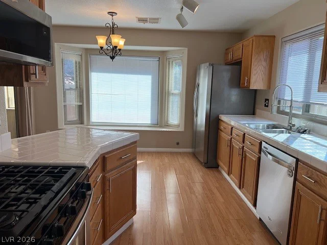 413 Palegold, Henderson, NV 89012