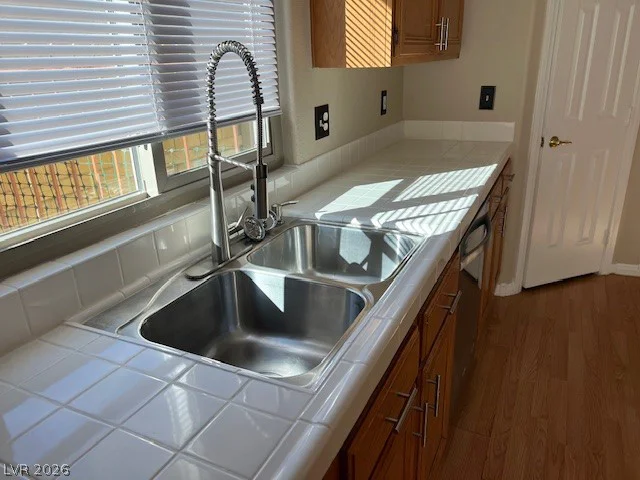 413 Palegold, Henderson, NV 89012
