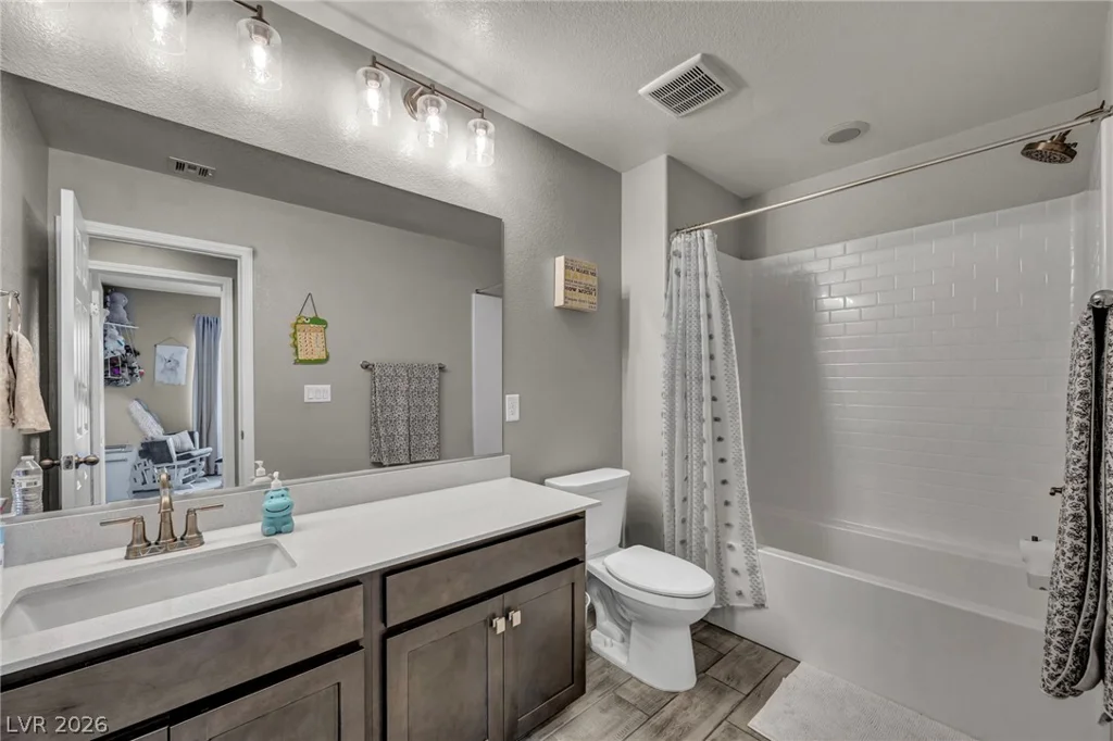 5072 Serene Skies, Las Vegas, NV 89130