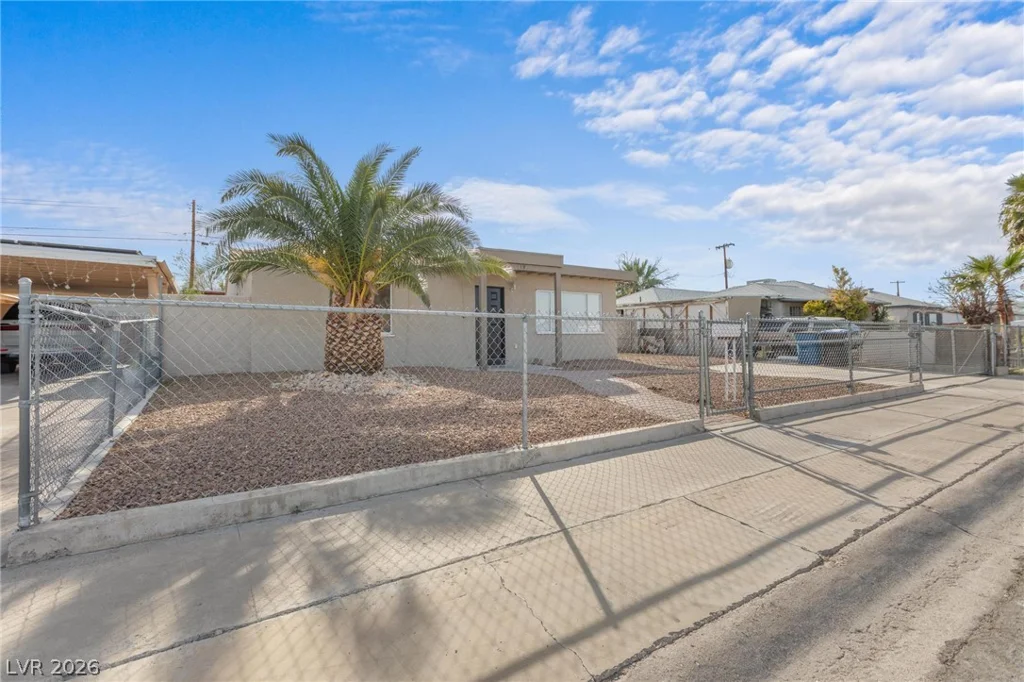 139 Fir, Henderson, NV 89015