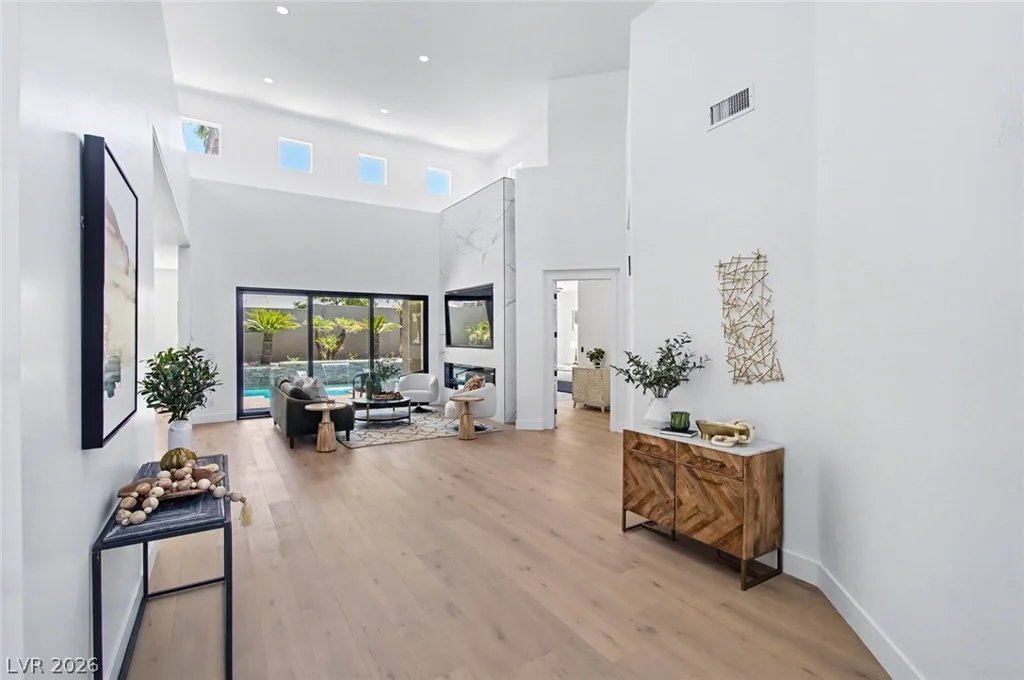 420 Pinnacle Heights, Las Vegas, NV 89144