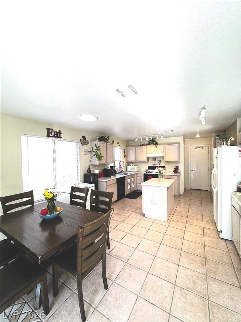 4612 Silver Shore, North Las Vegas, NV 89081