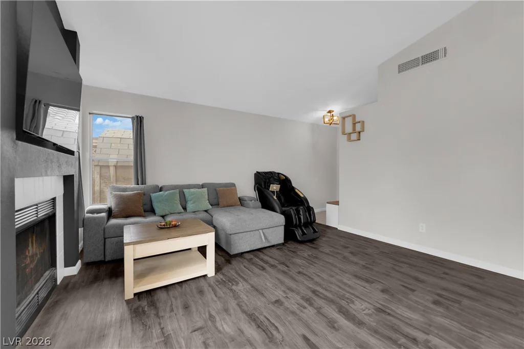 1151 Placerville, Las Vegas, NV 89119