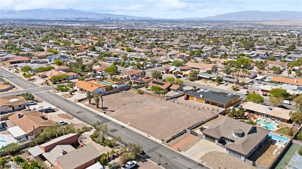 310 Kimberly, Henderson, NV 89015