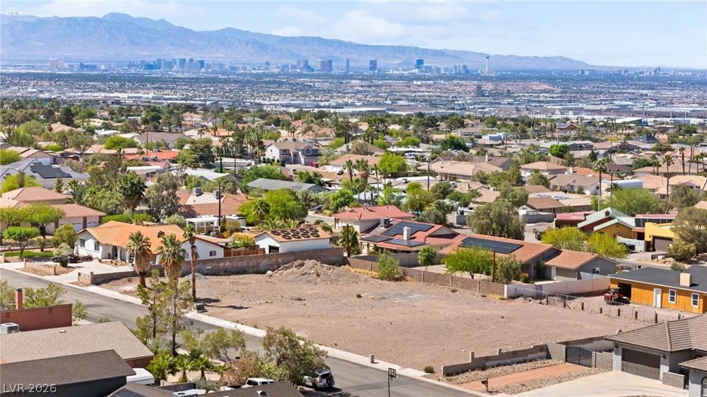 310 Kimberly, Henderson, NV 89015