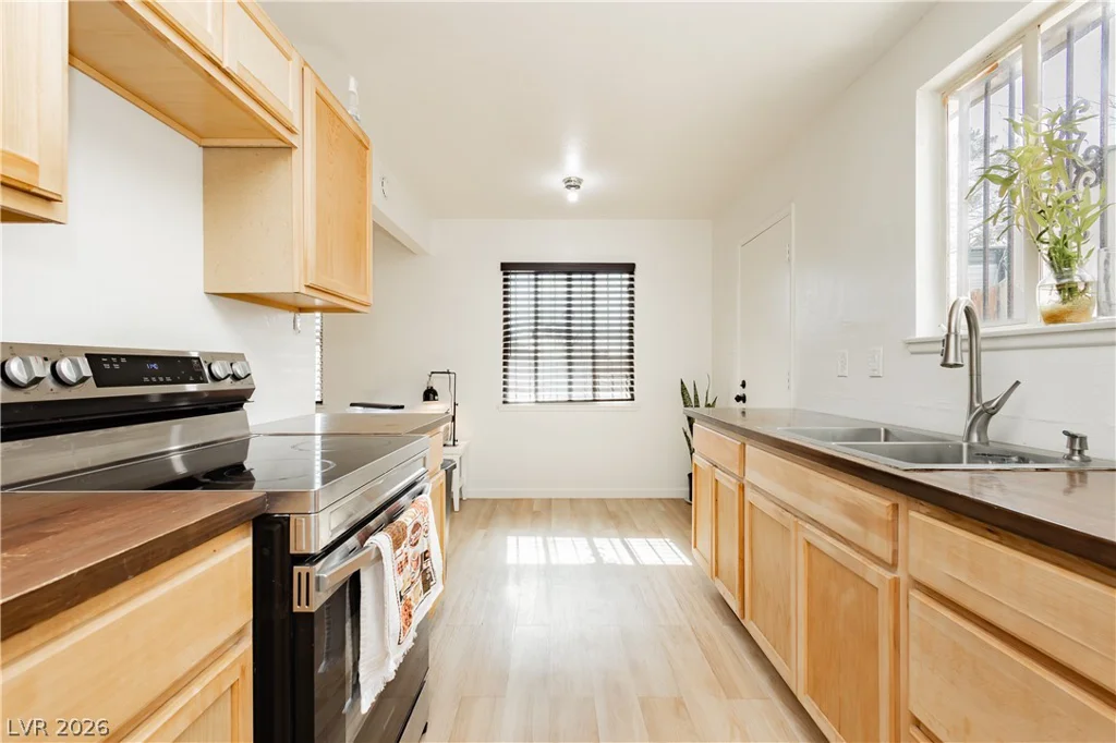 5128 Doe, Las Vegas, NV 89146