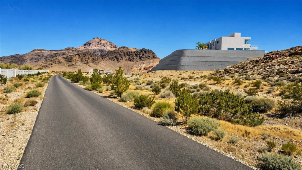 4560 JARVIS, Pahrump, NV 89060