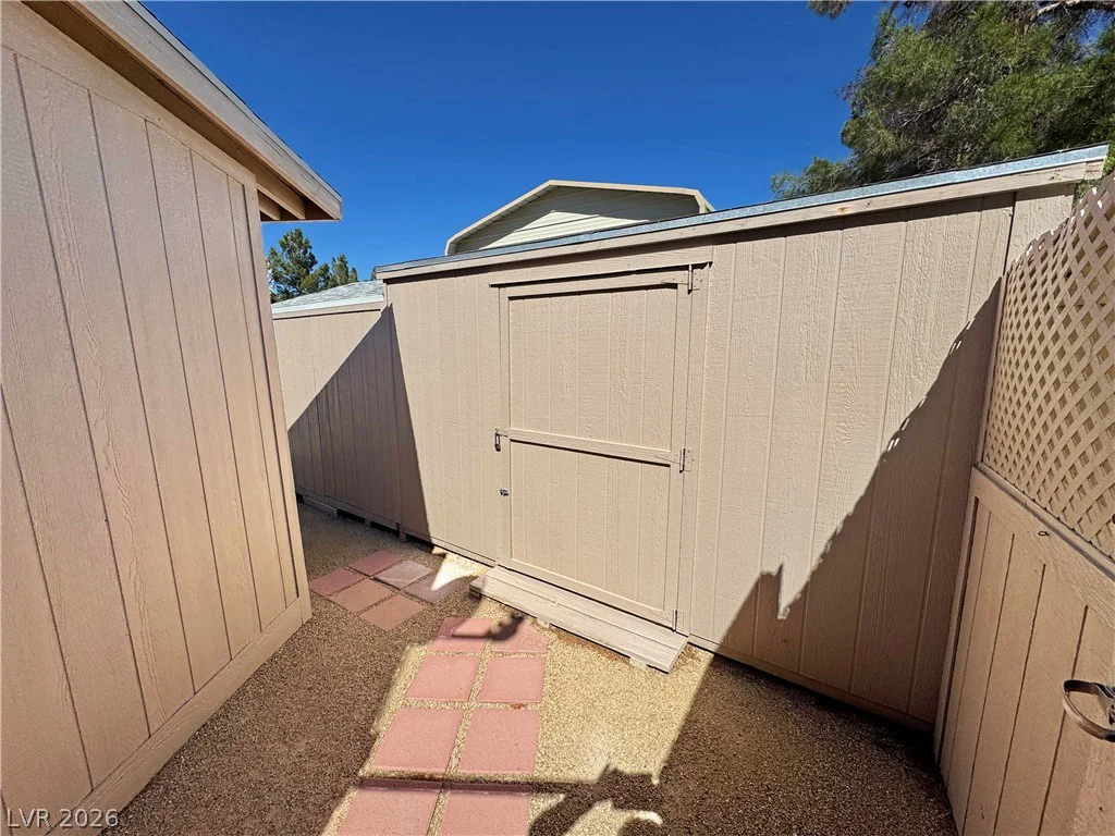 3050 RETREAD, Pahrump, NV 89060