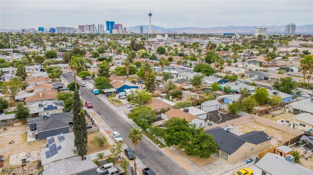 228 Earl, Las Vegas, NV 89101