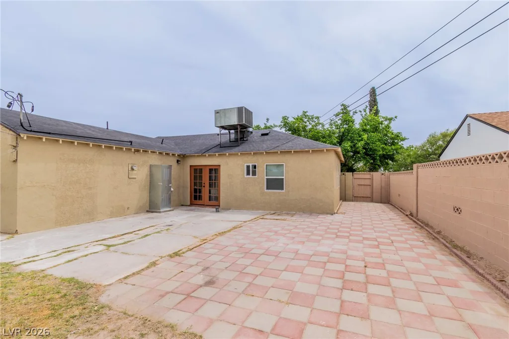 228 Earl, Las Vegas, NV 89101