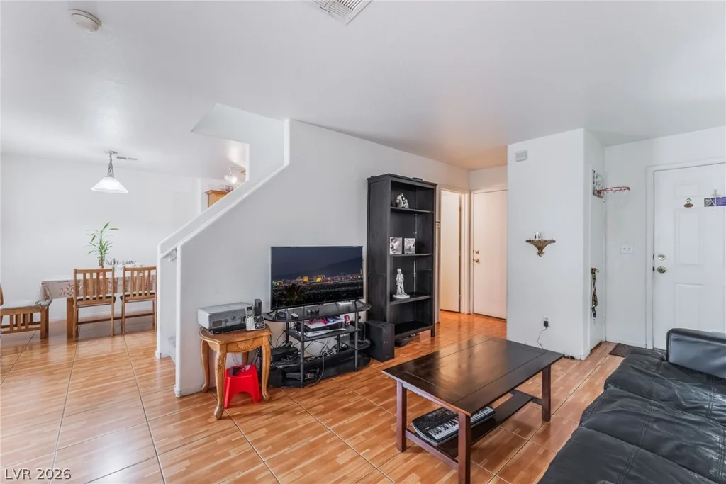 5330 Charleston, Las Vegas, NV 89142