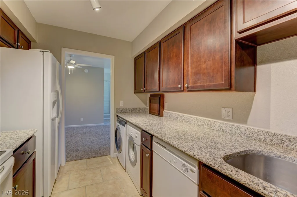 2867 Geary, Las Vegas, NV 89109