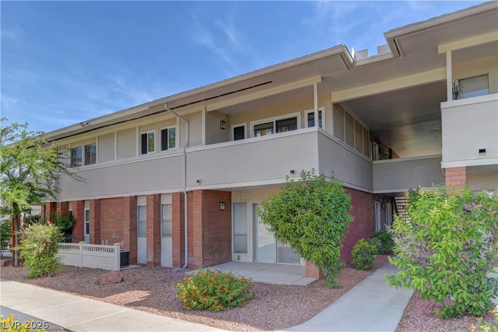 2867 Geary, Las Vegas, NV 89109