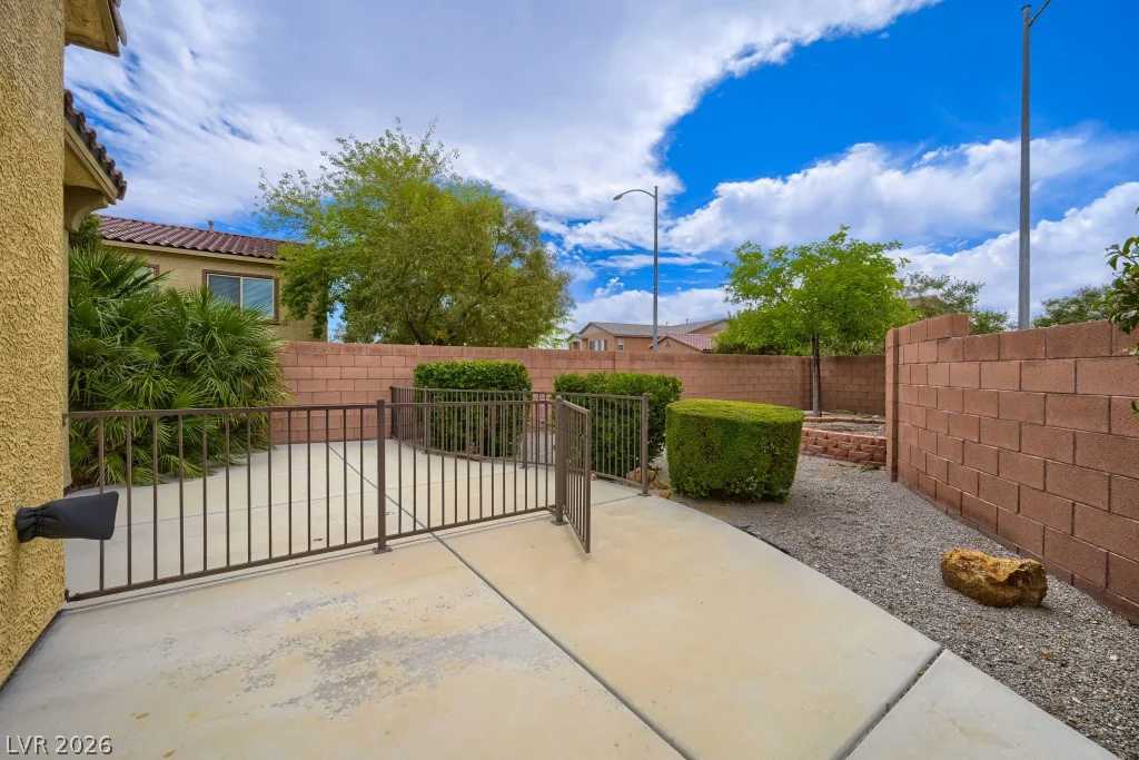 6636 Chelton Oaks, North Las Vegas, NV 89084