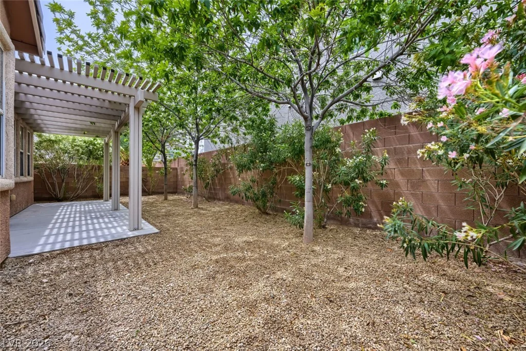 5625 Lookout Crest, North Las Vegas, NV 89031