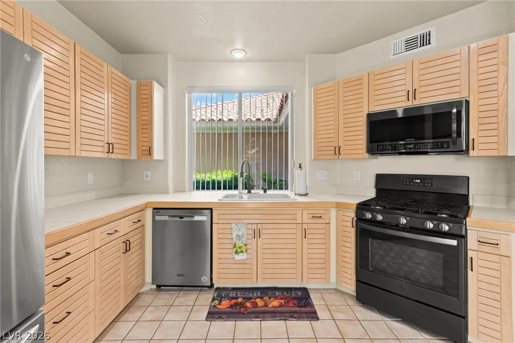 5058 Crooked Stick, Las Vegas, NV 89113