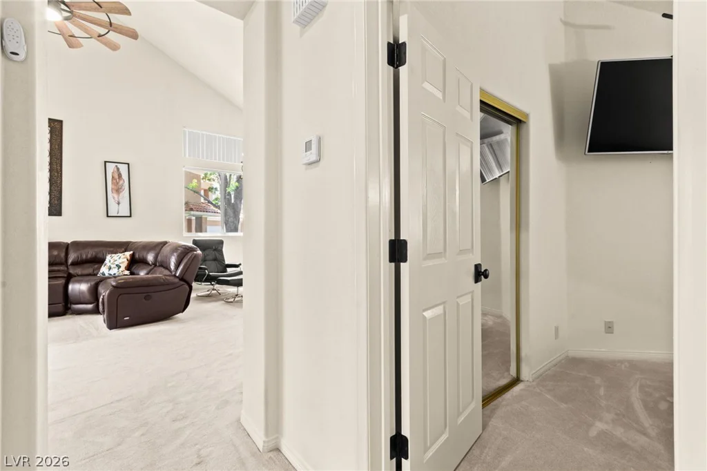 5058 Crooked Stick, Las Vegas, NV 89113