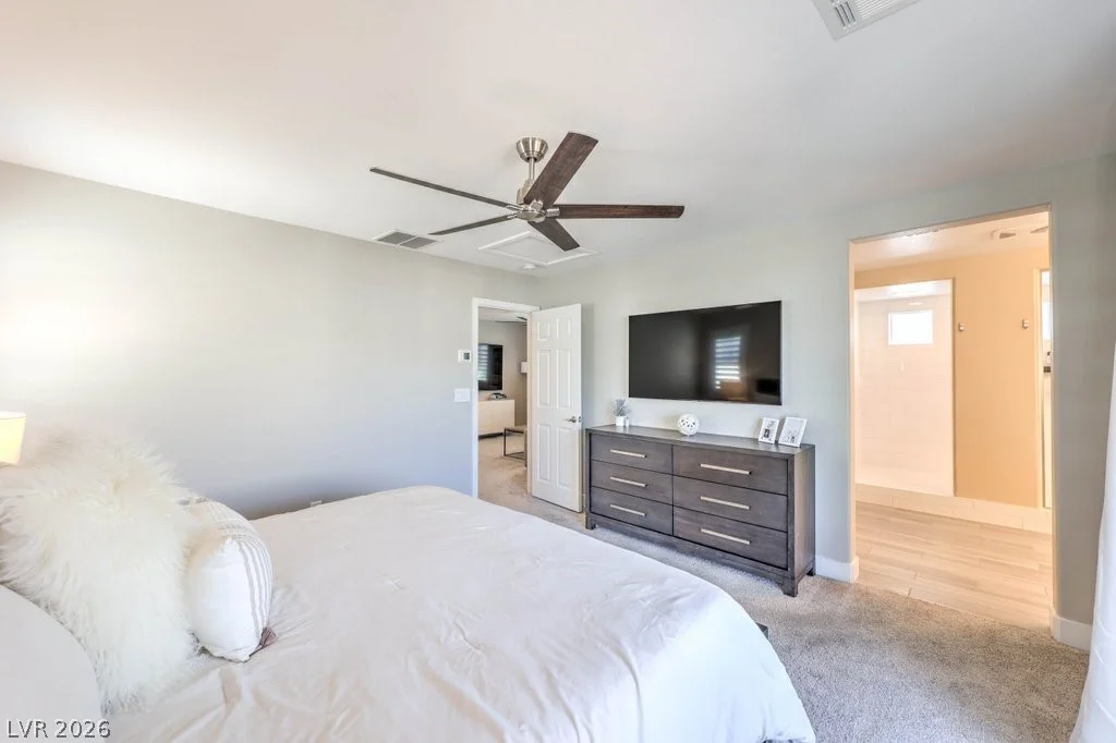 1038 WILLIAMTOWN, North Las Vegas, NV 89084