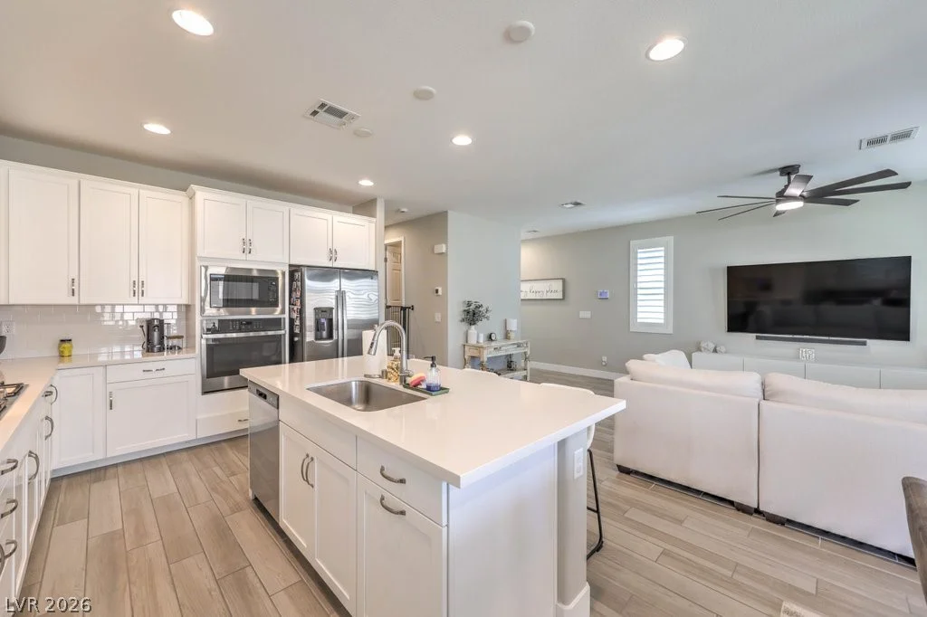 1038 WILLIAMTOWN, North Las Vegas, NV 89084