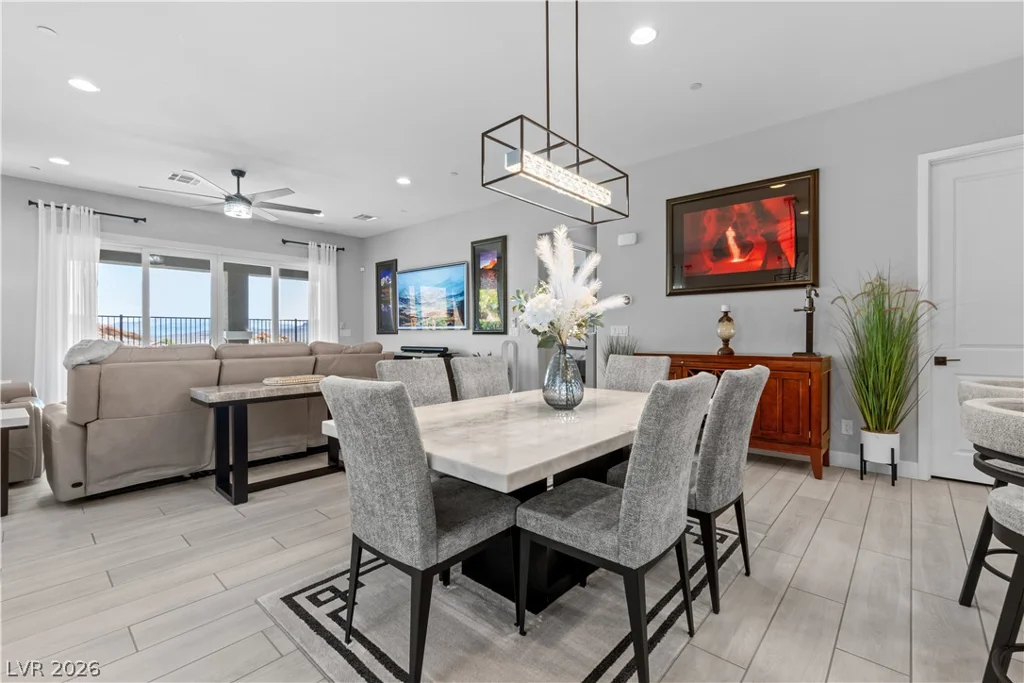 80 Tatahatso Point, Henderson, NV 89011