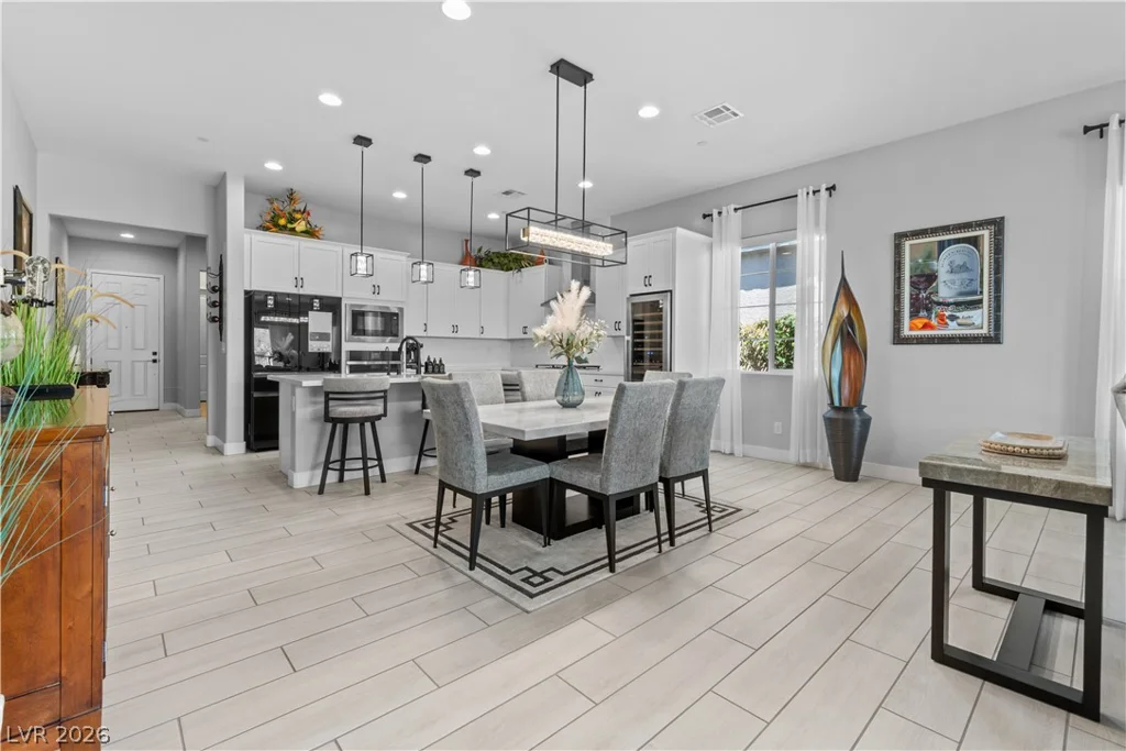 80 Tatahatso Point, Henderson, NV 89011