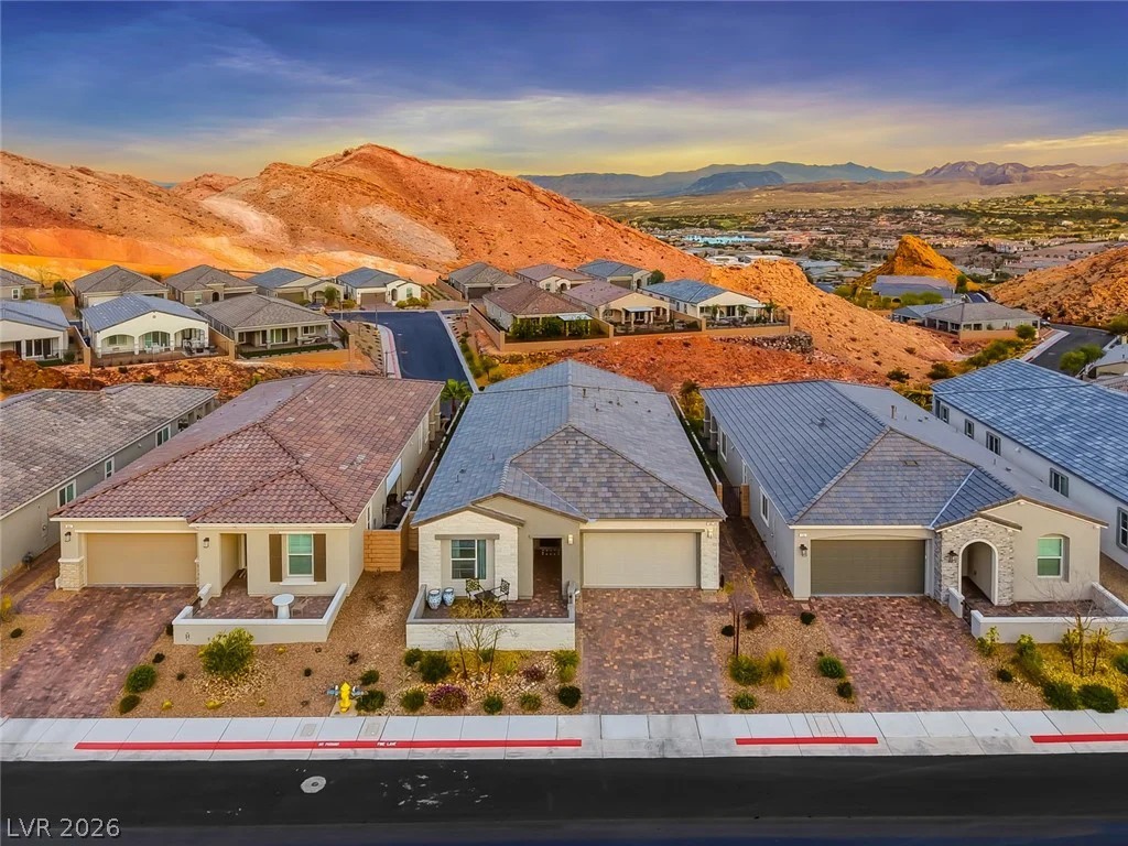 80 Tatahatso Point, Henderson, NV 89011