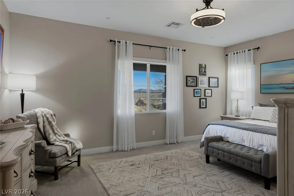 80 Tatahatso Point, Henderson, NV 89011