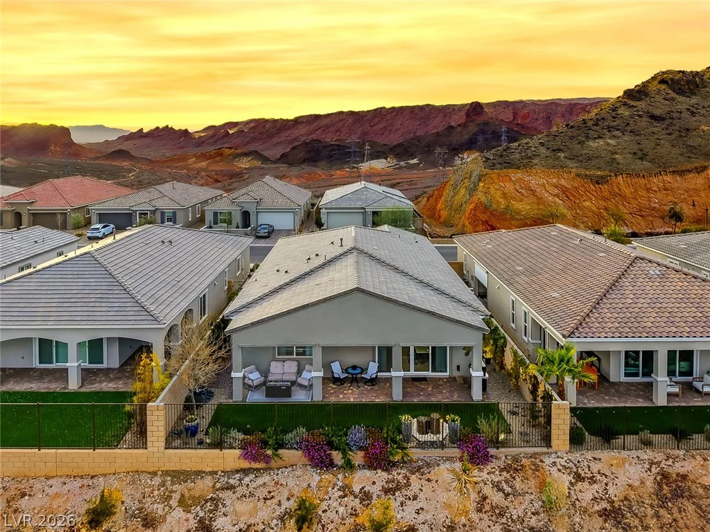 80 Tatahatso Point, Henderson, NV 89011