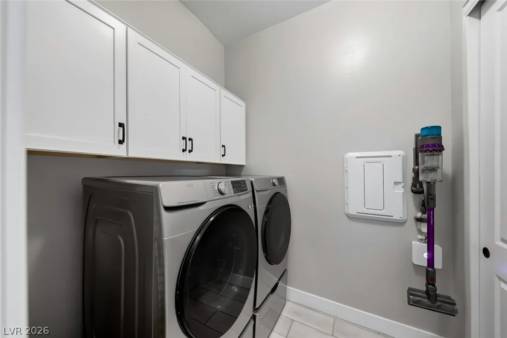 80 Tatahatso Point, Henderson, NV 89011