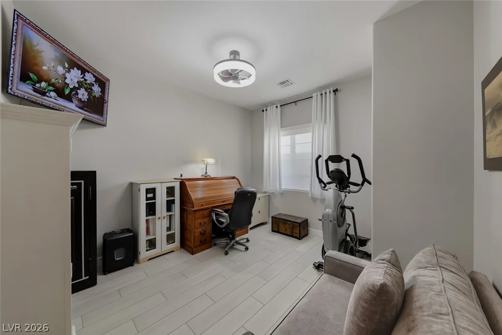 80 Tatahatso Point, Henderson, NV 89011