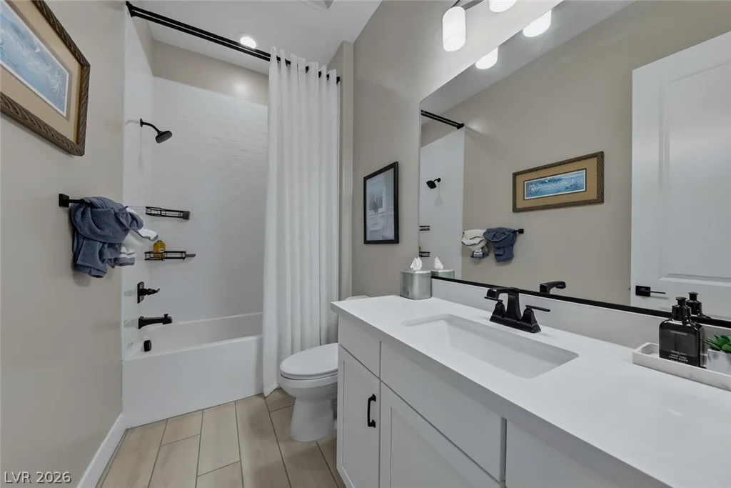 80 Tatahatso Point, Henderson, NV 89011