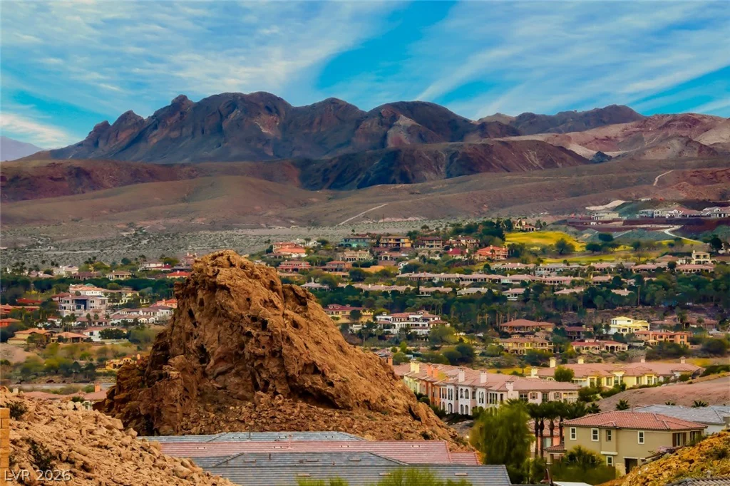 80 Tatahatso Point, Henderson, NV 89011
